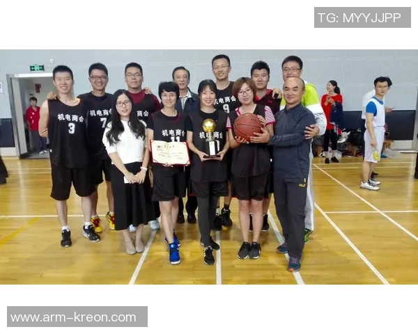 武汉篮球队团队协作的力量与精神探讨 武汉篮球队团队协作的力量与精神探讨